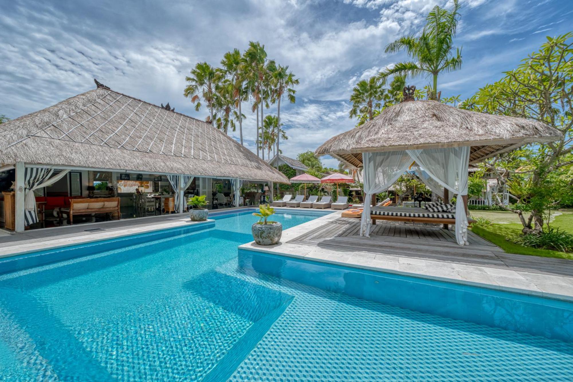 Villa Kalis, 10 Bedroom Family And Group Villa Seminyak  Ngoại thất bức ảnh