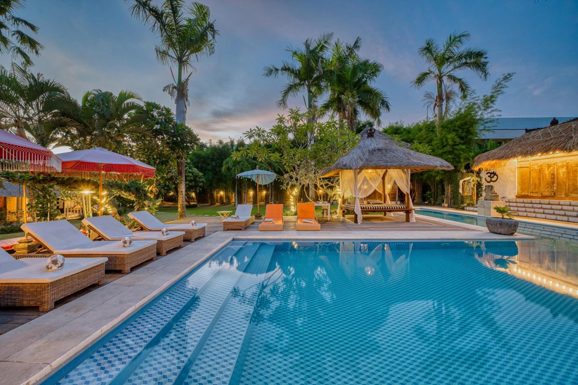 Villa Kalis, 10 Bedroom Family And Group Villa Seminyak  Ngoại thất bức ảnh