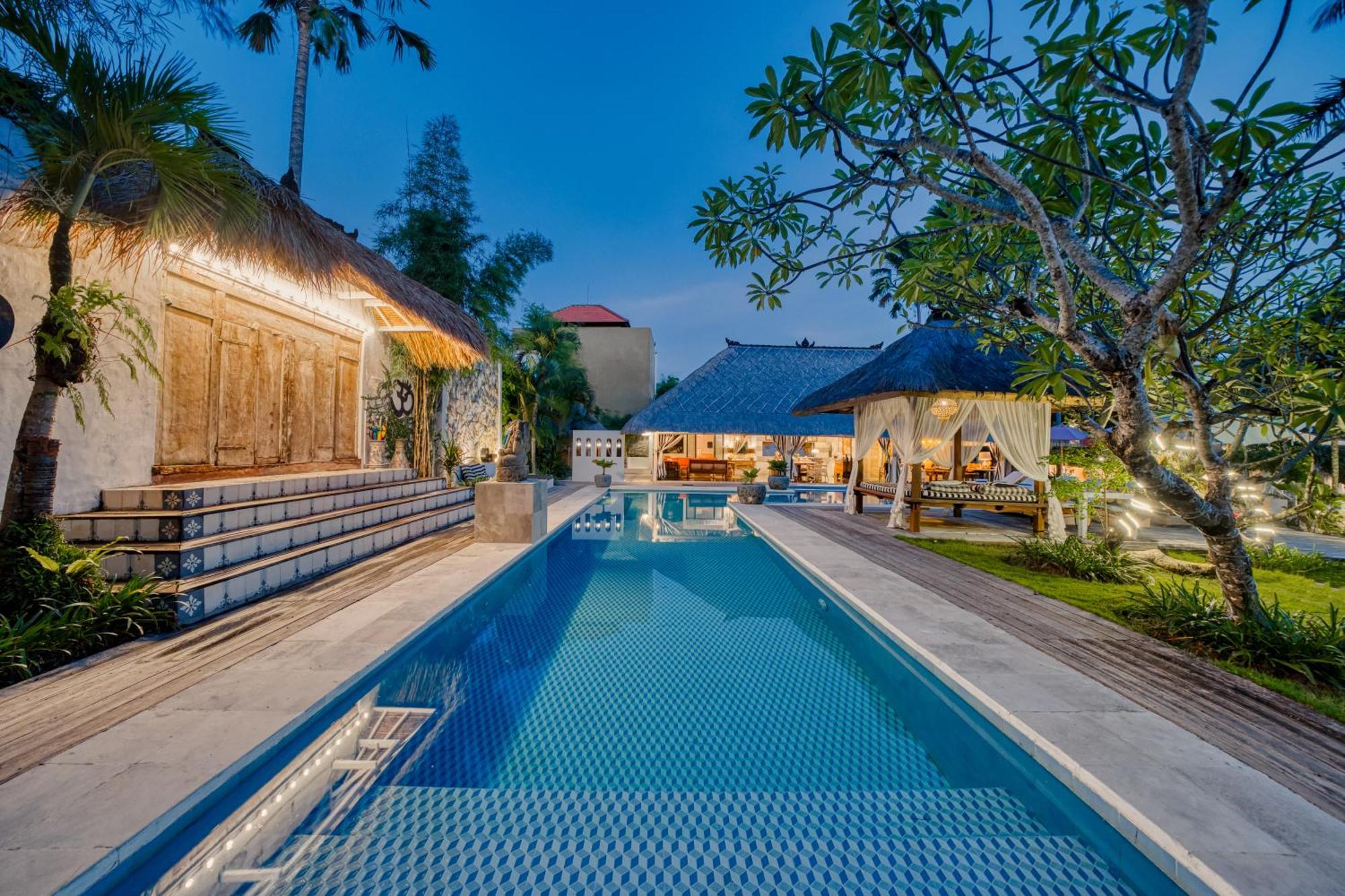 Villa Kalis, 10 Bedroom Family And Group Villa Seminyak  Ngoại thất bức ảnh