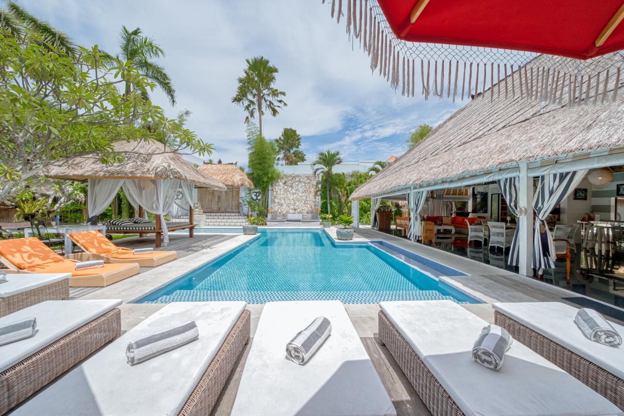 Villa Kalis, 10 Bedroom Family And Group Villa Seminyak  Ngoại thất bức ảnh